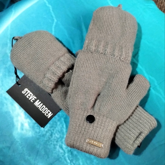Steve Madden Accessories - Steve Madden Gloves